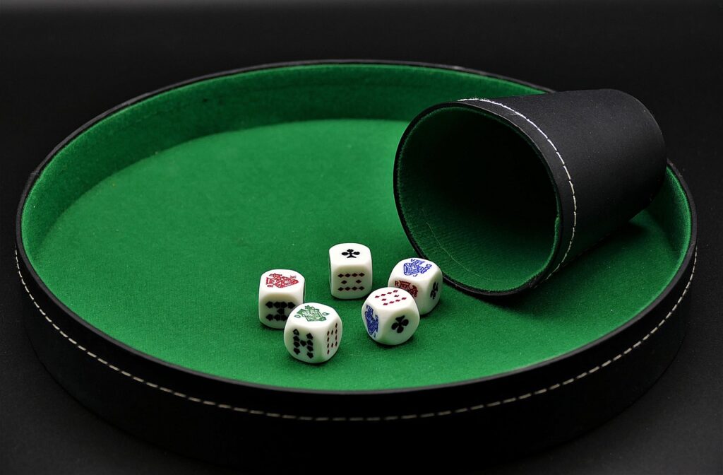poker, dice poker, gambling-3891473.jpg